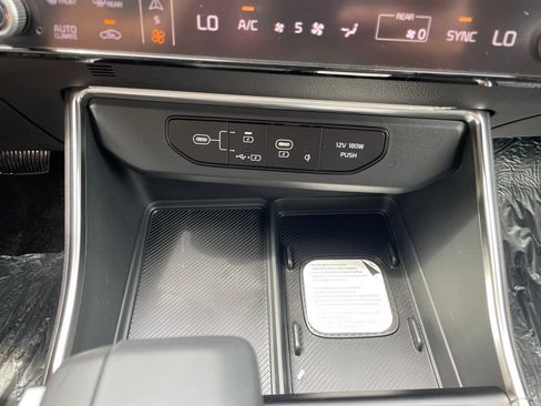 New 2027 Kia Carnival SX Prestige FWD image 24