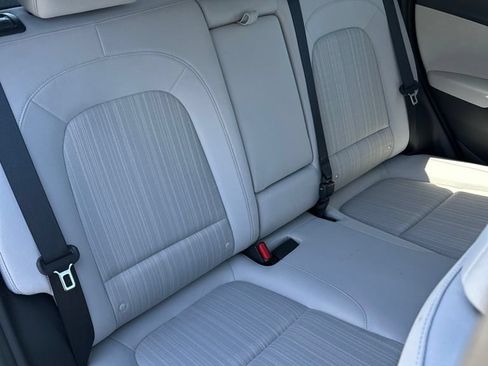 Used 2023 Hyundai Kona SEL w/ Cargo Package FWD image 5
