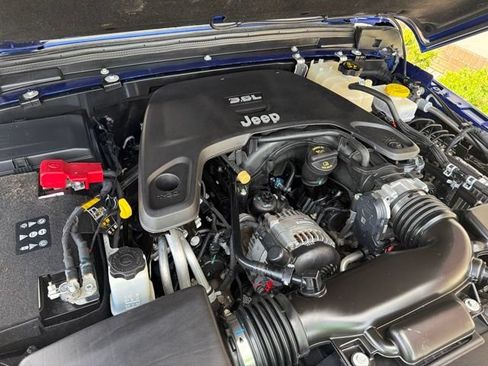 Used 2020 Jeep Wrangler Unlimited Sport S AWD/4WD image 15