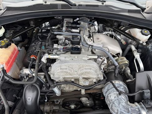 Used 2022 Chevrolet Camaro LS RWD image 30