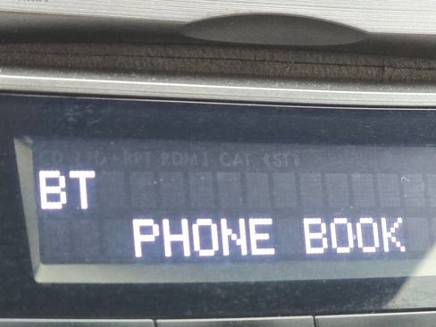 Used 2013 Subaru Legacy 2.5i image 3