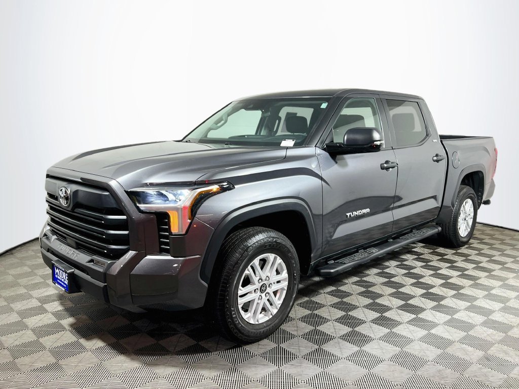Used 2024 Toyota Tundra SR5 w/ SR5 Convenience Package AWD/4WD image 3