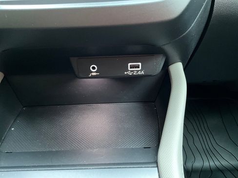 Certified 2025 Subaru Forester image 24