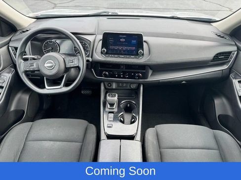 Used 2024 Nissan Rogue S FWD image 11