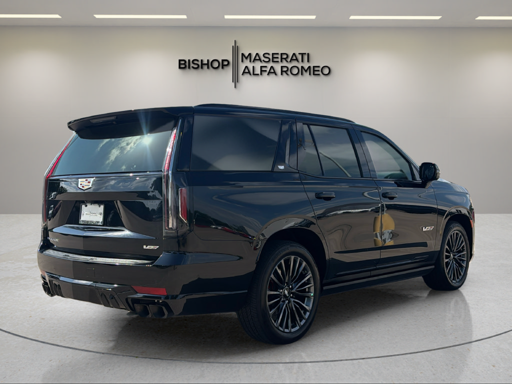 Used 2024 Cadillac Escalade V AWD/4WD image 6