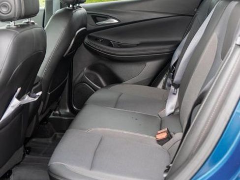 Used 2021 Buick Encore GX Preferred w/ Cold Weather Comfort Package AWD/4WD image 12