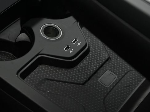 Certified 2024 BMW iX xDrive50 w/ Premium Package image 18