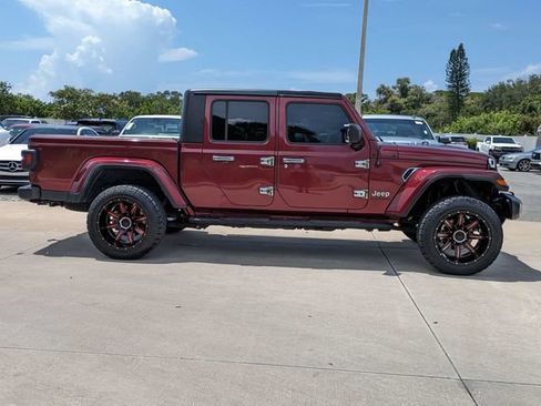 Used 2021 Jeep Gladiator Sport AWD/4WD image 3
