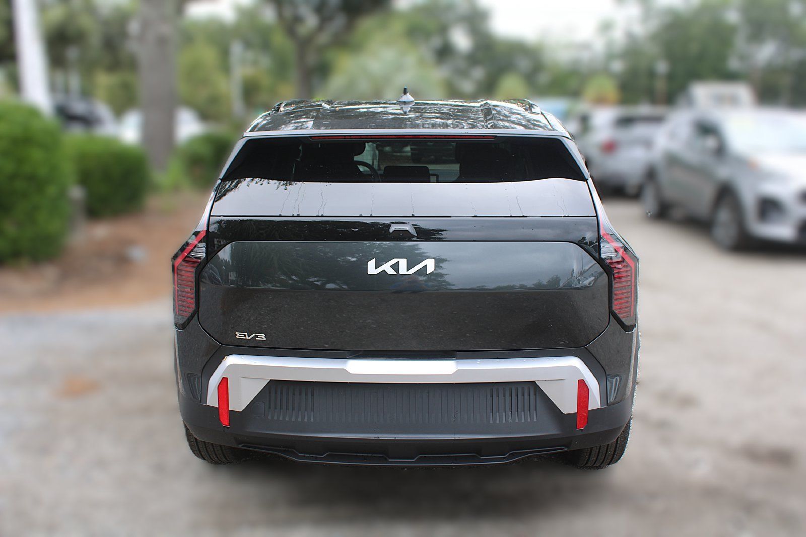 New 2027 Kia EV3 Wind FWD image 8