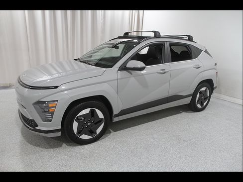 Certified 2024 Hyundai Kona Limited FWD image 3