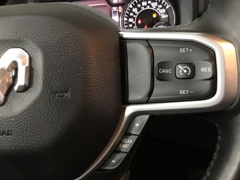 Used 2023 RAM 1500 Big Horn image 40