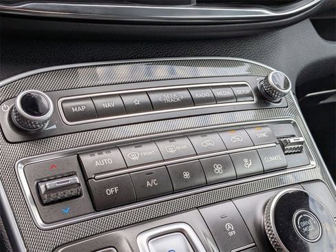 Used 2023 Hyundai Santa Fe SEL image 19