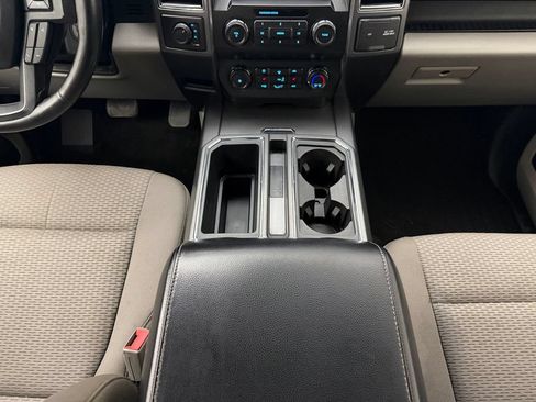 Used 2019 Ford F150 XLT w/ Equipment Group 302A Luxury AWD/4WD image 22