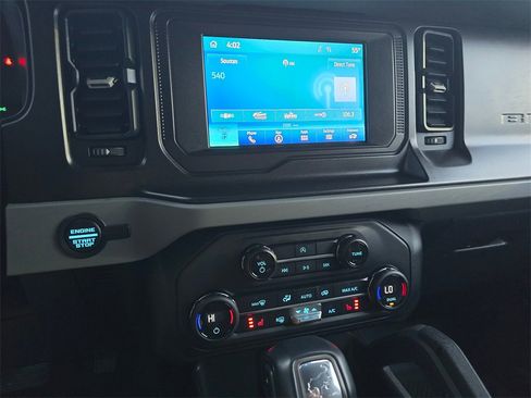 Used 2021 Ford Bronco Big Bend image 18