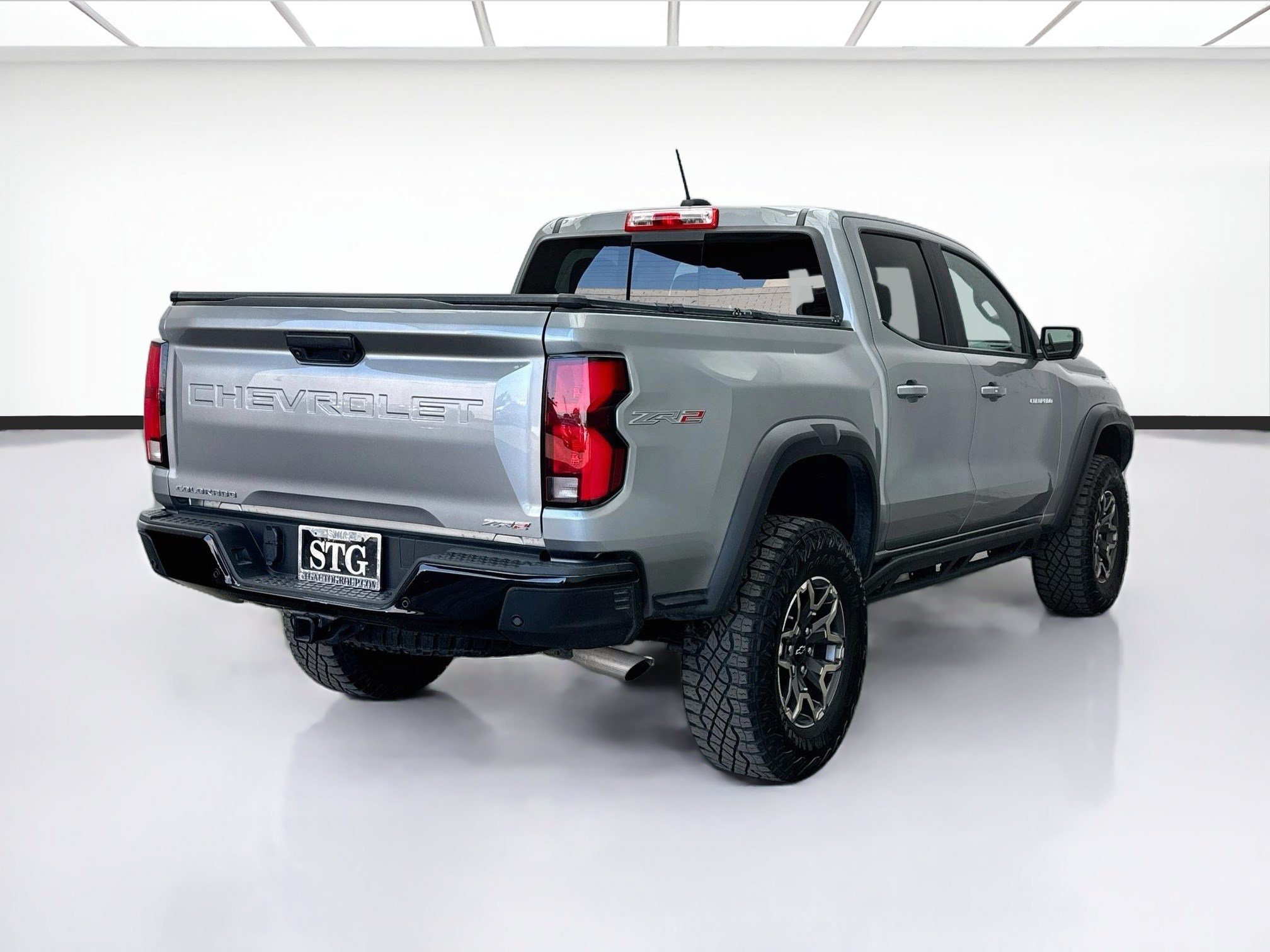 Used 2023 Chevrolet Colorado ZR2 w/ ZR2 Convenience Package III AWD/4WD image 4