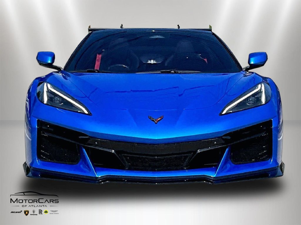Used 2024 Chevrolet Corvette Z06 w/ Stealth Interior Trim Package RWD image 3