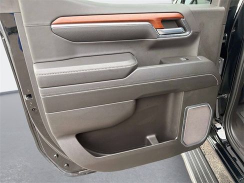 Used 2023 GMC Sierra 1500 Denali w/ Denali Reserve Package image 14