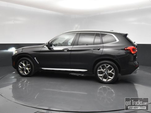 Used 2022 BMW X3 xDrive30i w/ Convenience Package AWD/4WD image 3