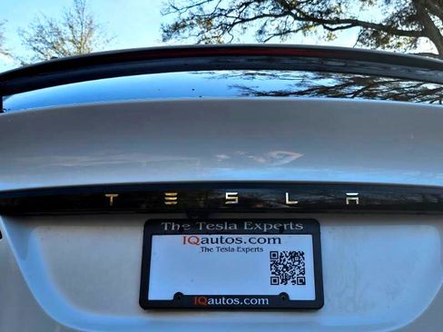 Used 2023 Tesla Model X Plaid image 24