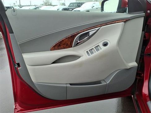 Used 2013 Buick LaCrosse Leather w/ Driver Confidence Package image 13