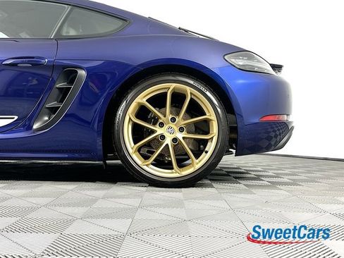 Used 2024 Porsche 718 Cayman image 35