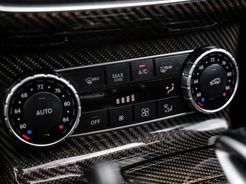 Used 2017 Mercedes-Benz G 63 AMG 4MATIC image 28