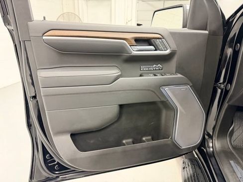 Certified 2026 Chevrolet Silverado 1500 High Country w/ High Country Premium Package AWD/4WD image 23