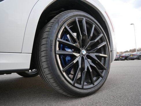 Certified 2025 BMW X6 M60i w/ Parking Assistance Package image 15