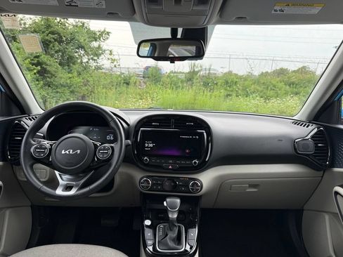 Used 2023 Kia Soul EX FWD image 18