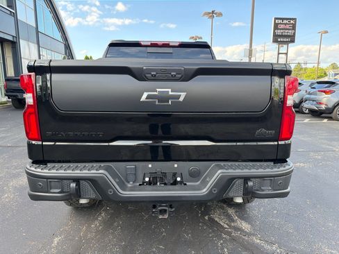 Used 2024 Chevrolet Silverado 1500 ZR2 w/ ZR2 Bison Edition AWD/4WD image 8