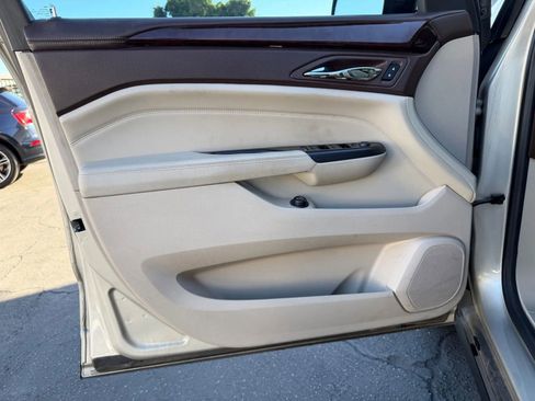 Used 2013 Cadillac SRX Luxury w/ Driver Awareness Package image 26