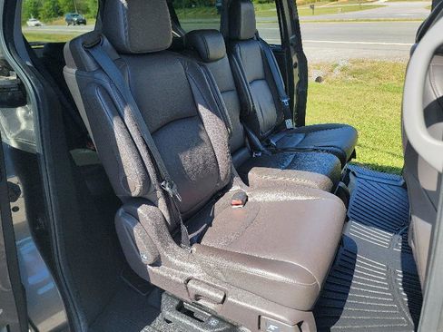 Used 2022 Honda Odyssey EX-L image 12