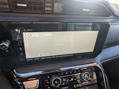 Used 2024 GMC Sierra 2500 AT4X w/ AT4X AEV Edition image 22