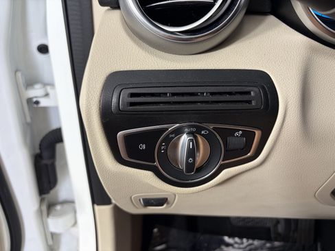 Certified 2022 Mercedes-Benz GLC 300 4MATIC image 27