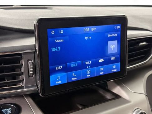 Used 2022 Ford Explorer XLT AWD/4WD image 15