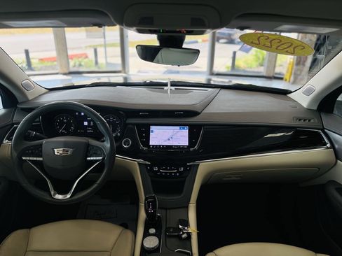 Used 2022 Cadillac XT6 Premium Luxury w/ Technology Package AWD/4WD image 52