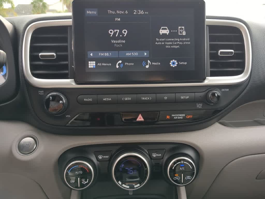 New 2026 Hyundai Venue SEL FWD image 29