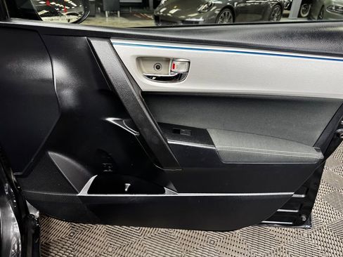 Used 2016 Toyota Corolla LE image 57