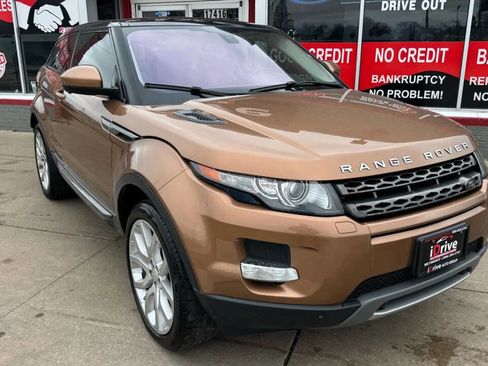 Used 2015 Land Rover Range Rover Evoque Pure Premium image 2