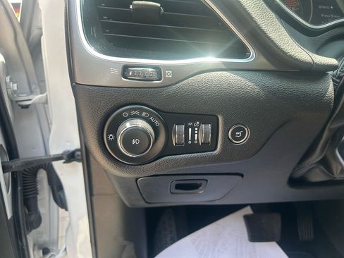 Used 2017 Ford Escape Titanium AWD/4WD image 20