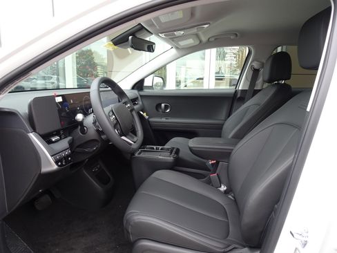New 2026 Hyundai Ioniq 5 SEL image 8