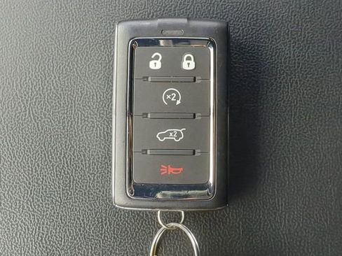 Certified 2025 Jeep Grand Cherokee Trailhawk w/ Advanced Protech Group II AWD/4WD image 35