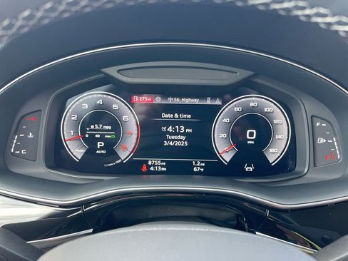 Used 2024 Audi Q8 Prestige image 27