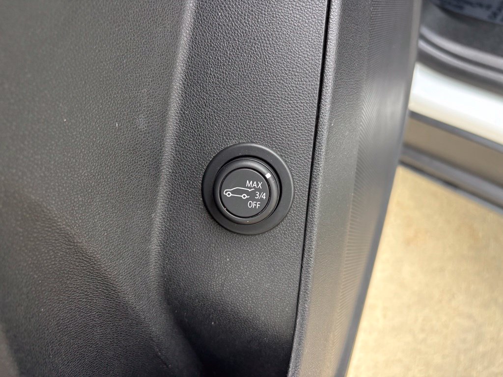 Used 2020 Chevrolet Equinox LT FWD image 15