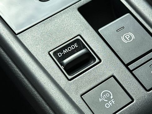 Used 2026 Nissan Sentra SV w/ Floor Mat Package image 29