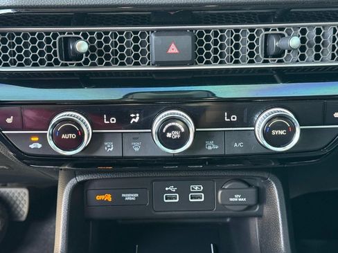 Used 2024 Honda Civic Touring image 39