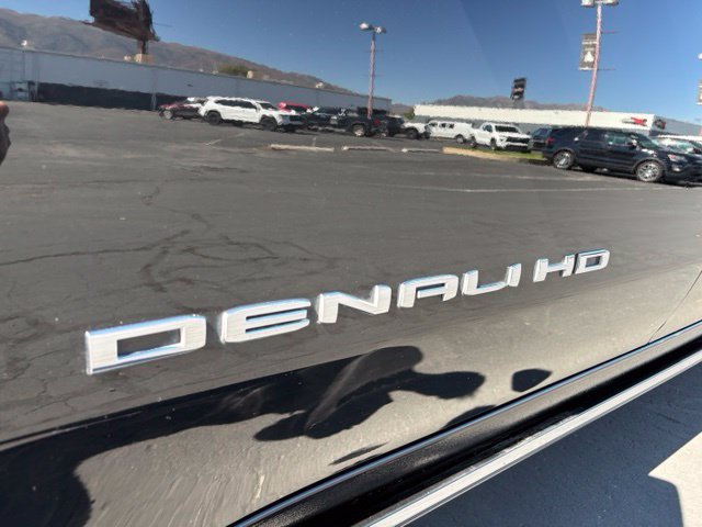 Used 2025 GMC Sierra 3500 Denali w/ Denali Reserve Package AWD/4WD image 19