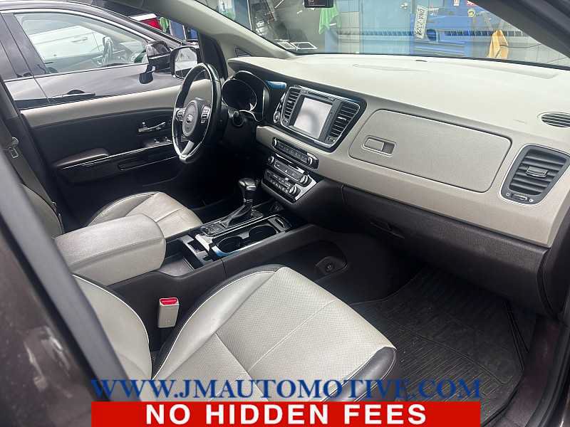 Used 2018 Kia Sedona SX Limited w/ SX Limited Prestige Package FWD image 5