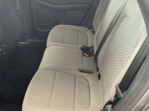 Used 2022 Ford Escape SE w/ SE Sport Appearance Package AWD/4WD image 11
