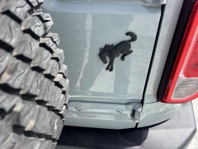 Used 2022 Ford Bronco 4-Door AWD/4WD image 25